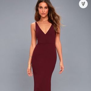 Size medium Color Plum sleeveless maxi dress